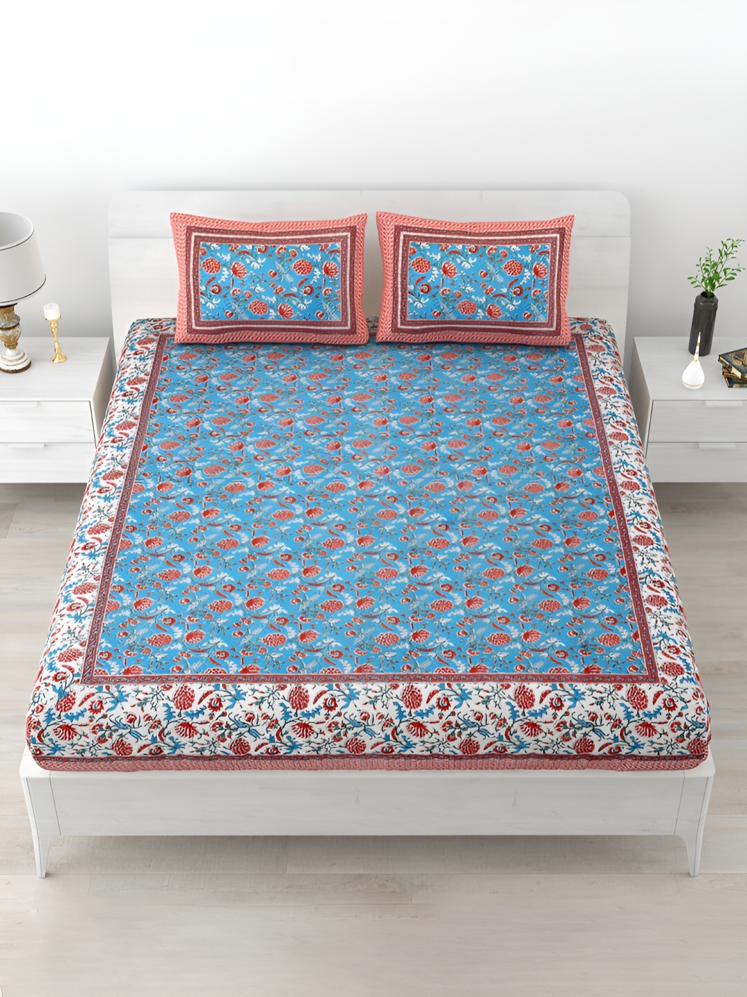 

POORAK Blue & Red Floral Printed Cotton 120 TC King Bedsheet with 2 Pillow Covers