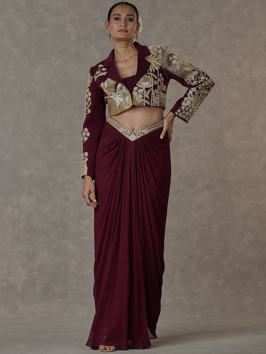 

Masaba Son Chidiya Women Crop Blazer Tube Top & Skirt Co-Ords, Maroon