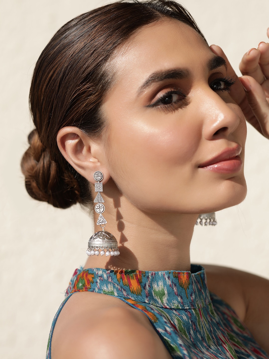 

Rubans Silver-Plated Pearls Beaded Drop Earrings