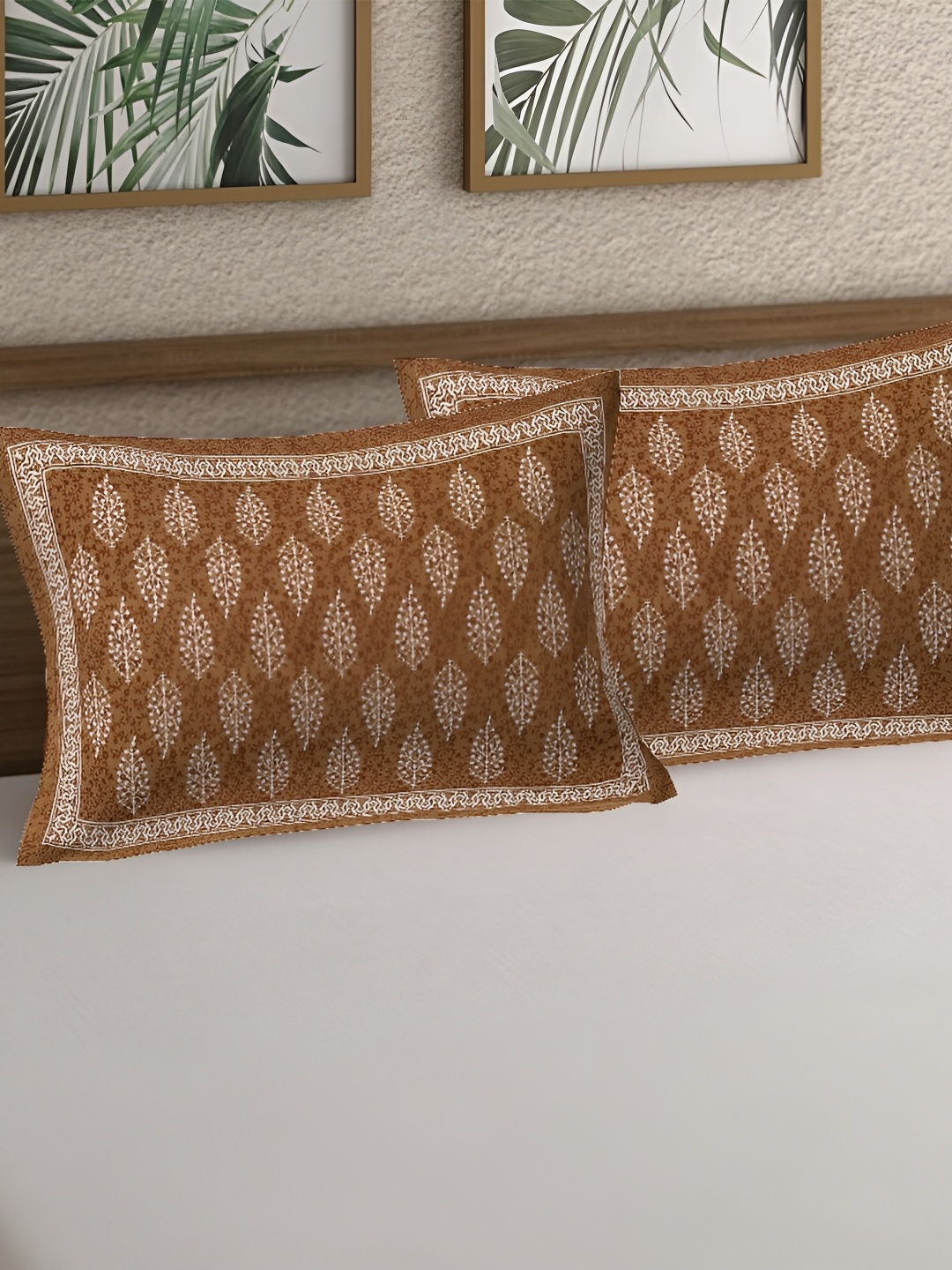 

VANI E Brown & White 2 Pieces Abstract Pure Cotton Rectangle Pillow Covers