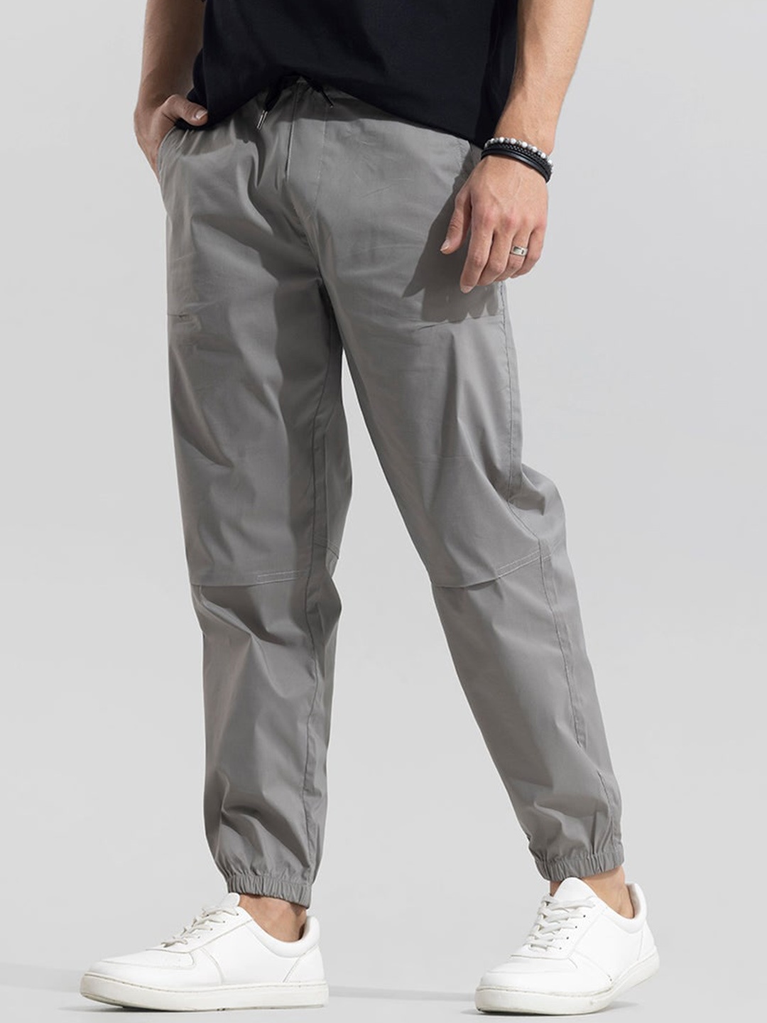 

Snitch Men Smart Loose Fit Chinos Trousers, Grey
