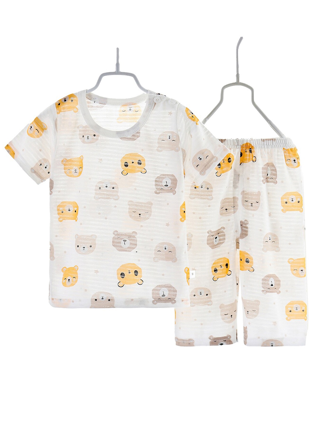 

StyleCast Boys Yellow Conversational Printed T-shirt with Shorts, White