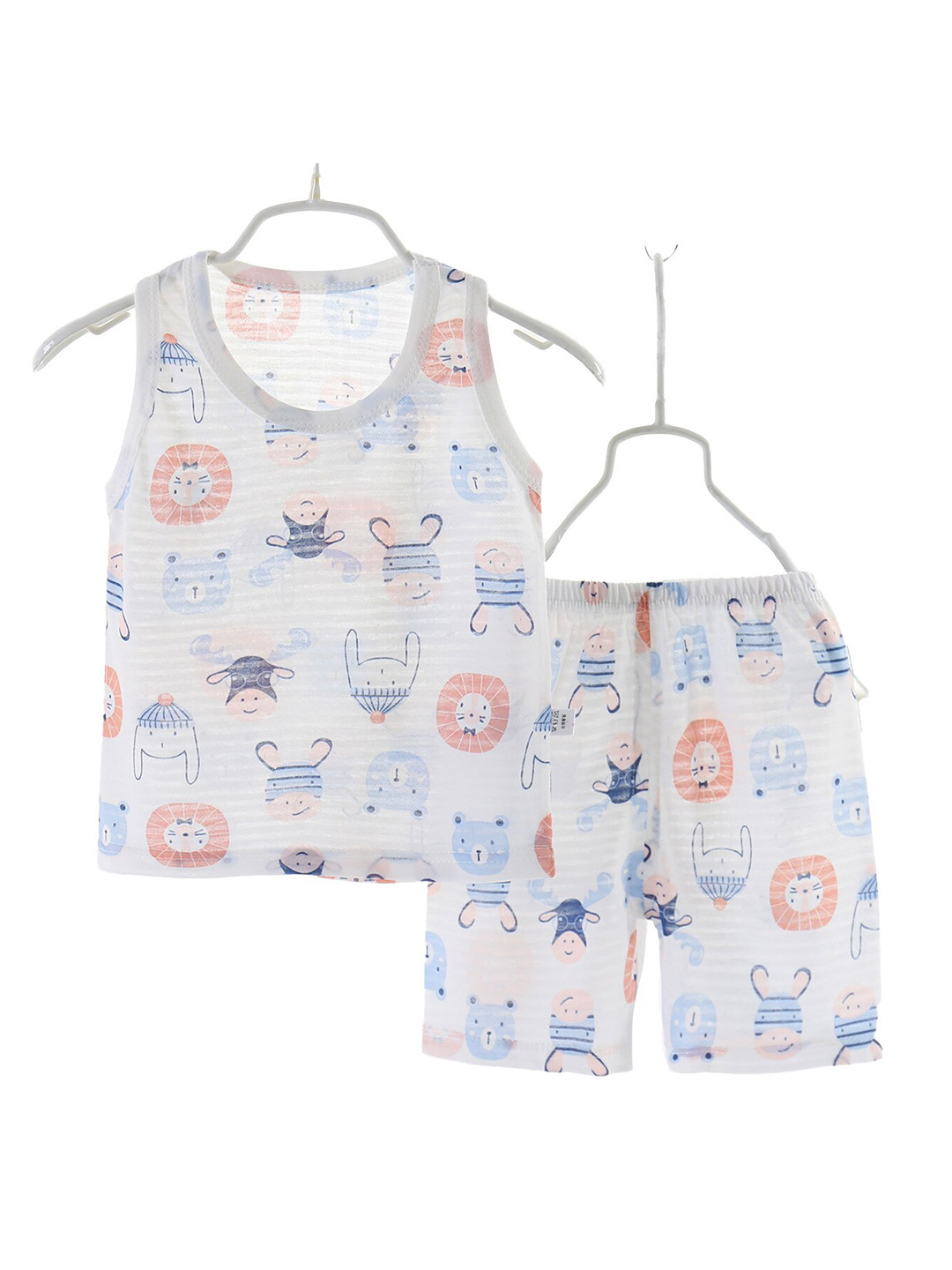 

StyleCast Boys White Conversational Printed Top with Shorts, Blue