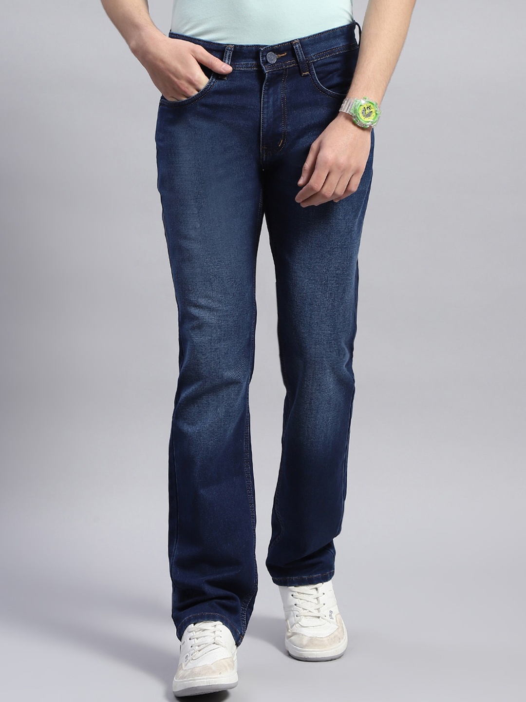 

Monte Carlo Men Straight Fit Light Fade Stretchable Jeans, Blue