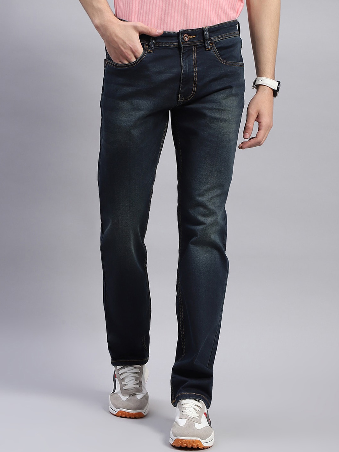 

Monte Carlo Straight Fit Light Fade Jeans, Blue