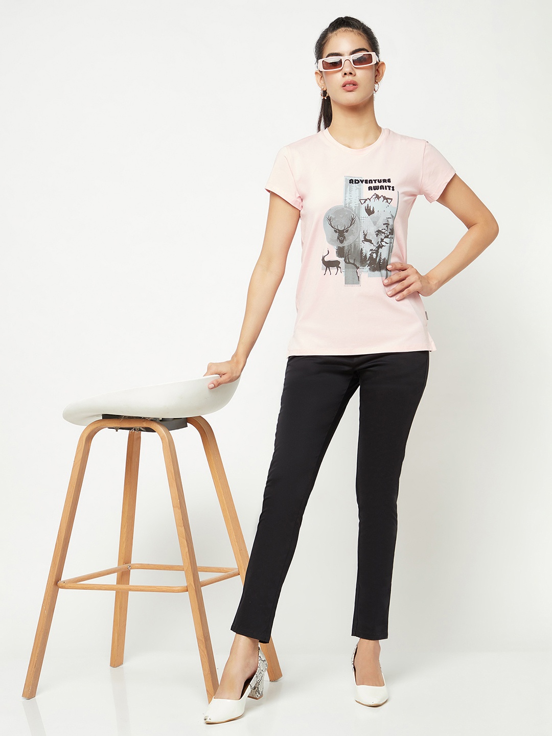 Crimsoune Club Typography Printed Round Neck Slim Fit T-shirt, Pink