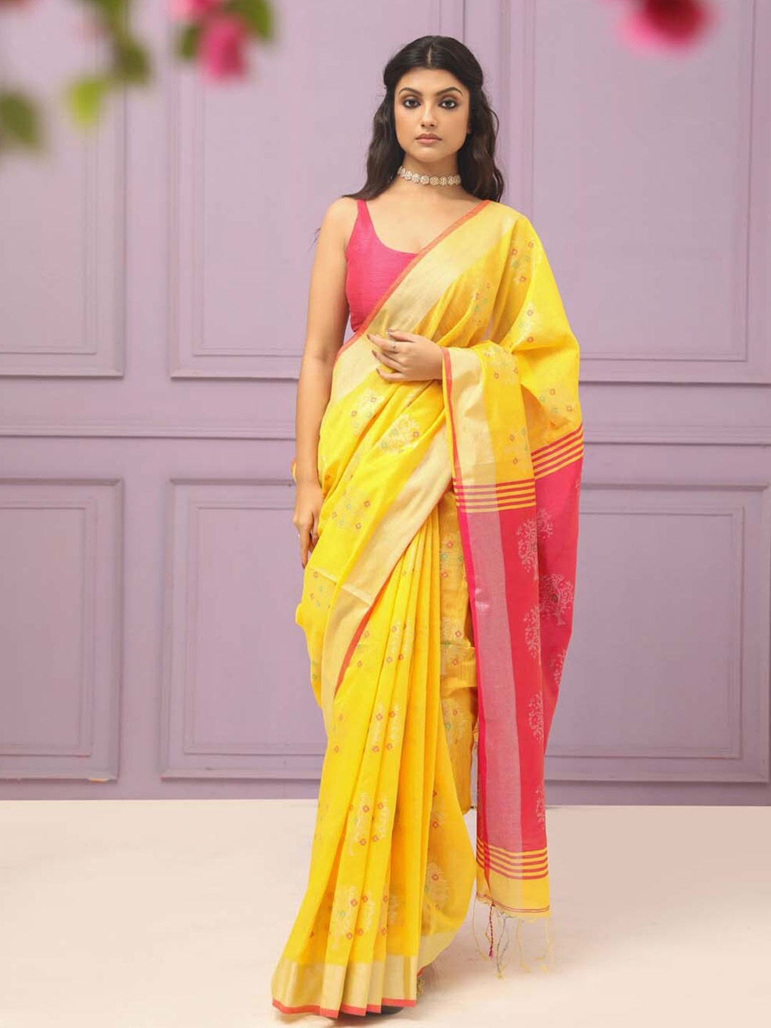 

Indethnic Floral Woven Design Zari Jamdani Saree, Yellow