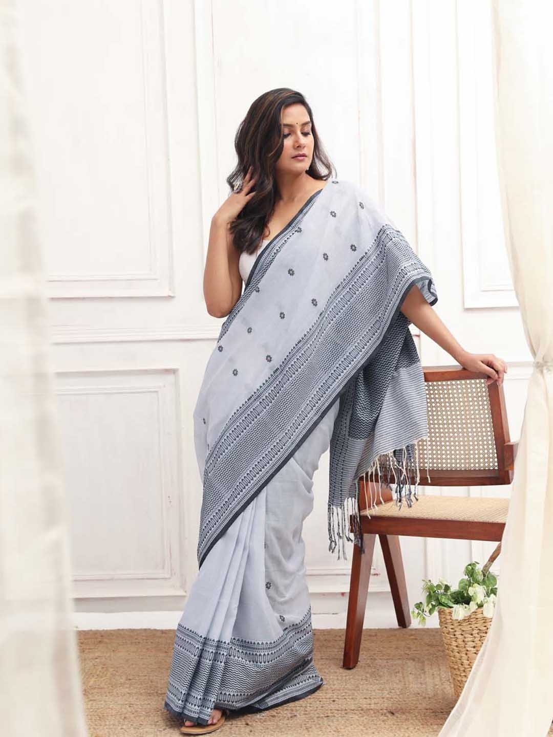 

Indethnic Woven Design Pure Cotton Jamdani Saree, Grey