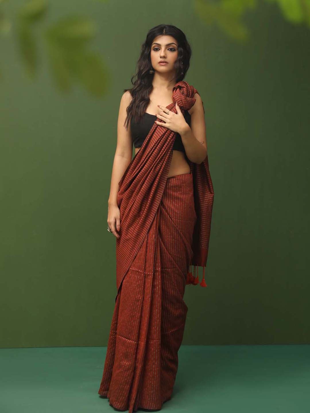 

Indethnic Striped Saree With Blouse Piece, Rust