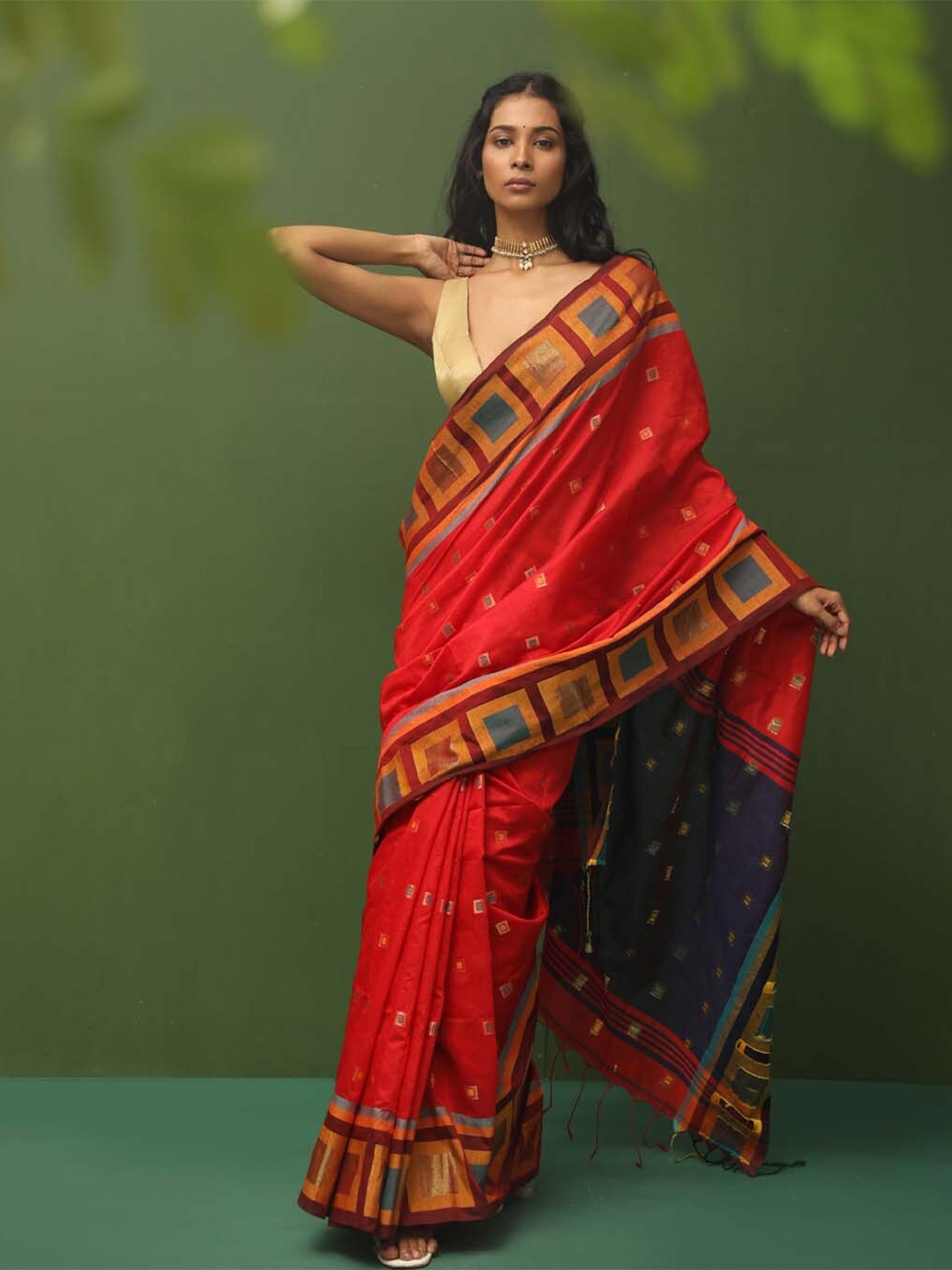 

Indethnic Ethnic Motifs Woven Designed Jamdani Saree, Red