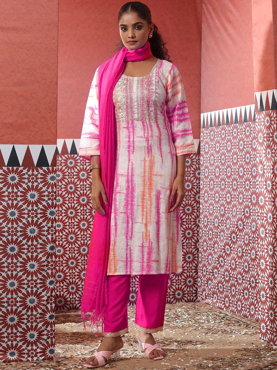 

Peachmode Tie & Dyed Thread Work Pure Cotton Straight Kurta with Trousers & Dupatta, White