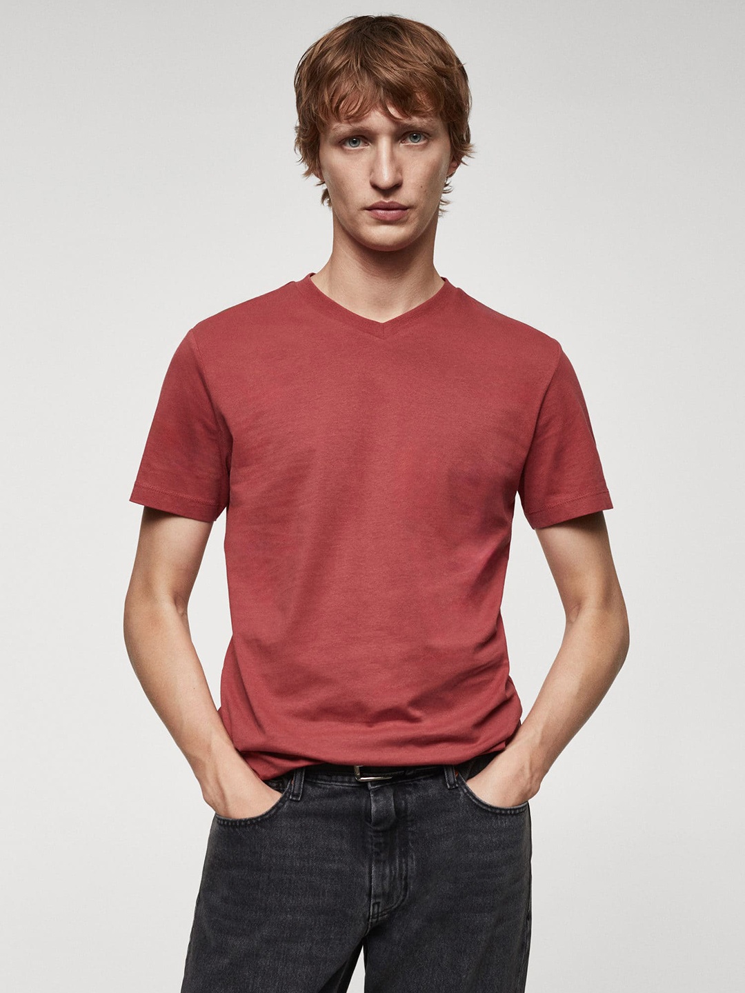 

MANGO MAN V-Neck Pure Cotton Slim Fit T-shirt, Red