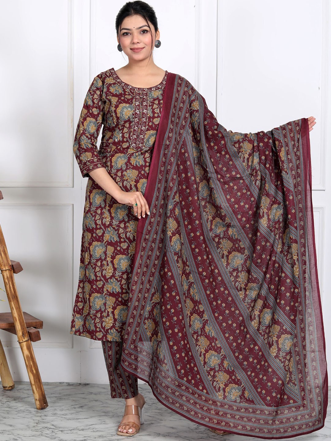 

KALINI Floral Printed Pure Cotton Kurta with Trousers & Dupatta, Purple