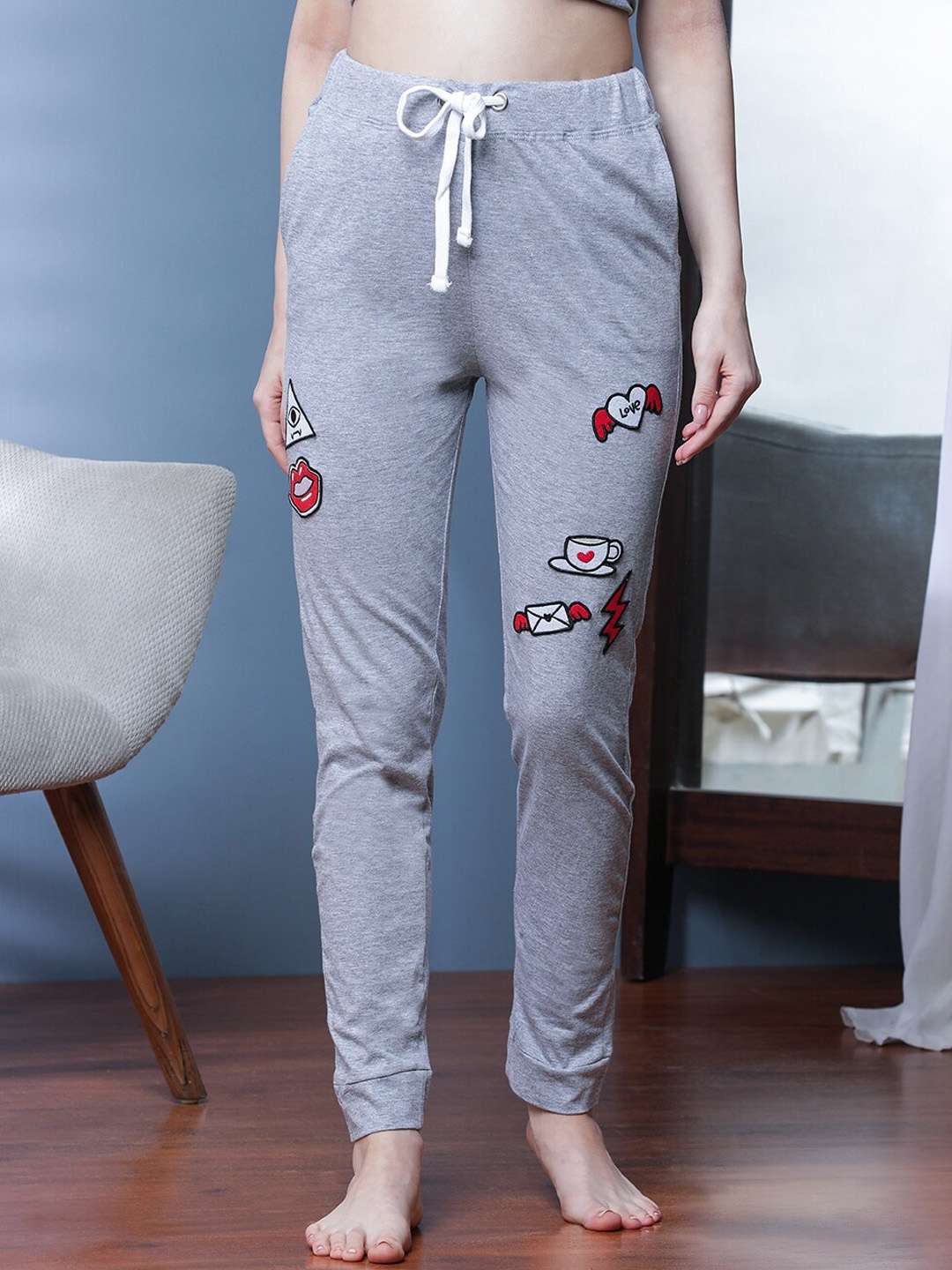 

Slumber Jill Women Solid Comfort Fit Mid-Rise Applique Lounge Joggers, Grey melange