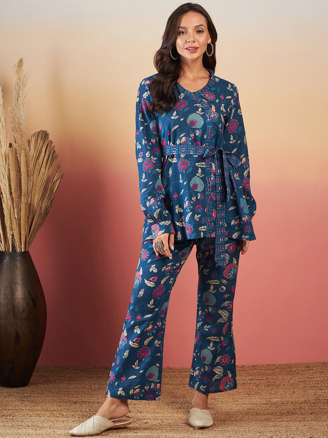 

InWeave Floral Printed Tie Up Pure Cotton Tunic & Trouser, Blue