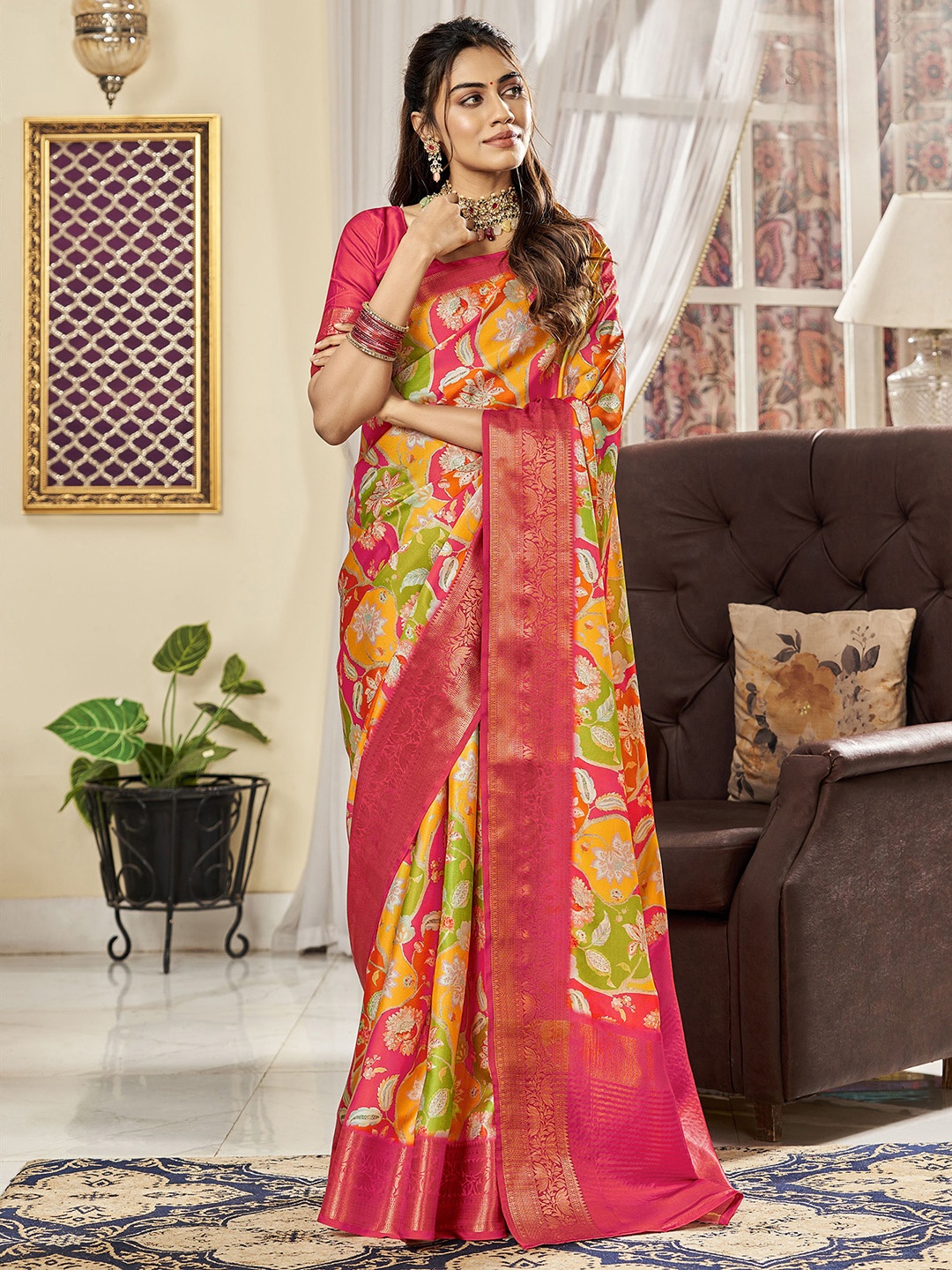 

Satrani Floral Zari Sungudi Saree, Green