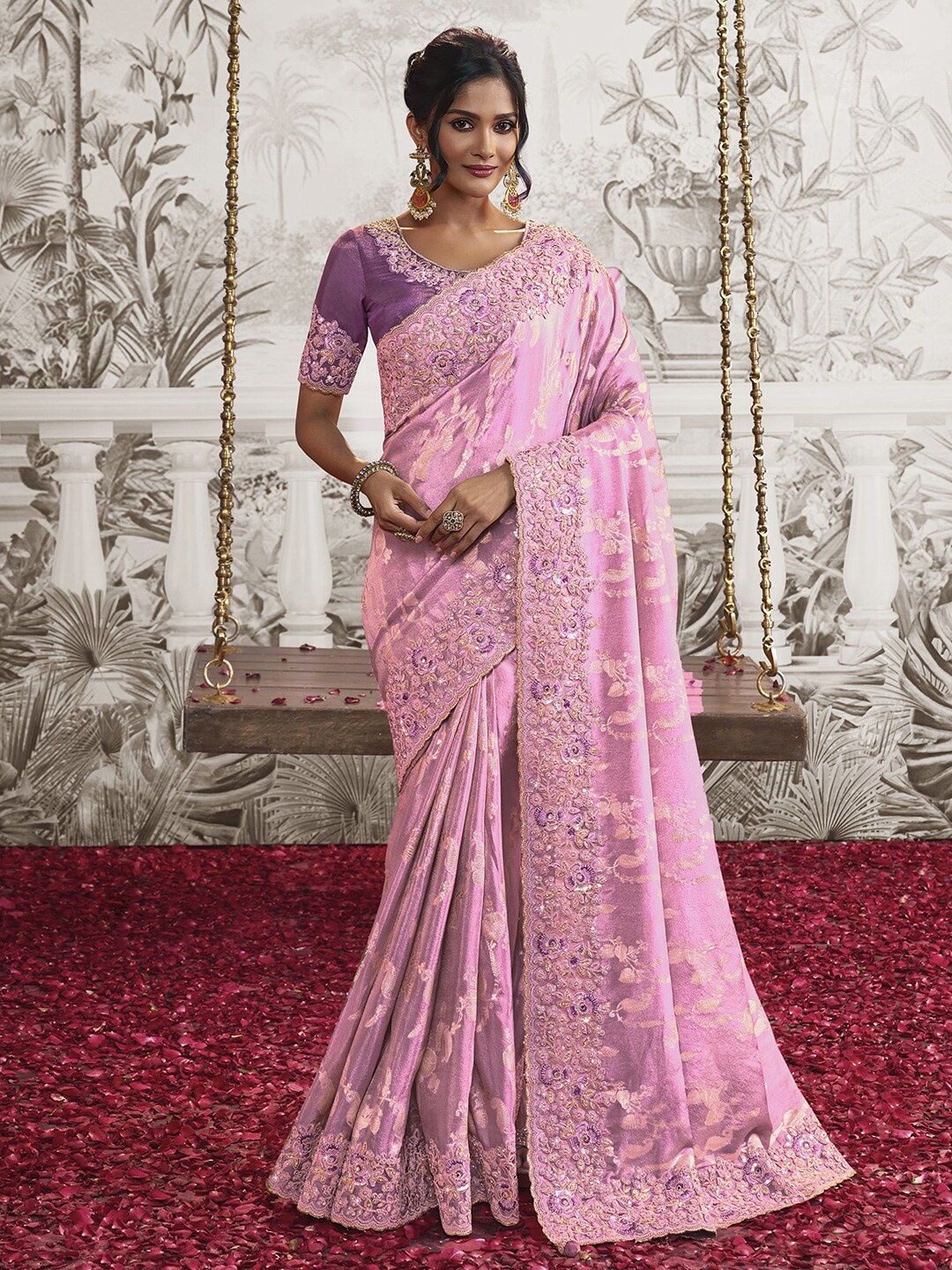 

Satrani Floral Embroidered Art Silk Heavy Work Banarasi Saree, Peach
