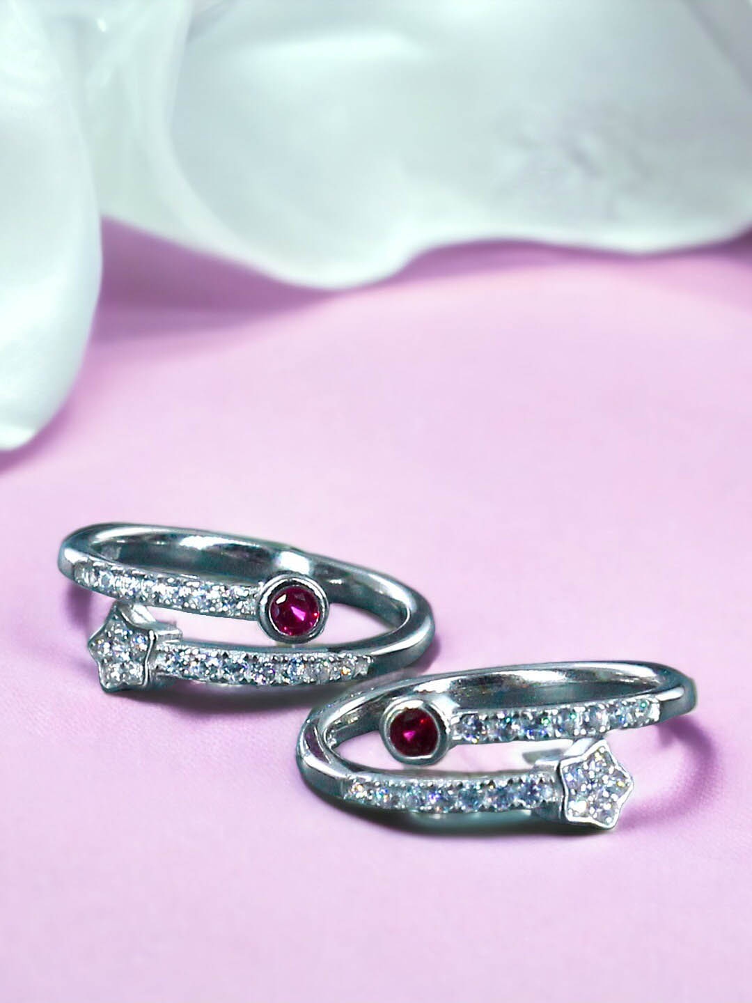 

Taraash Set Of 2 925 Sterling Silver Toe Rings