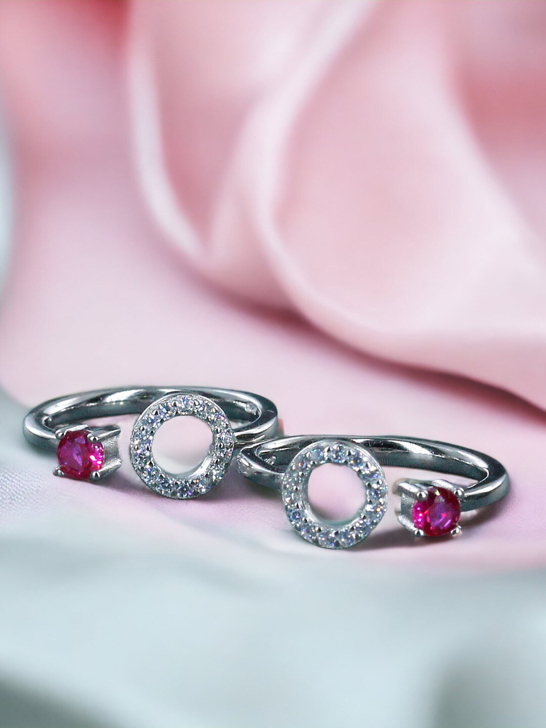 

Taraash Set Of 2 925 Sterling Silver Toe Rings