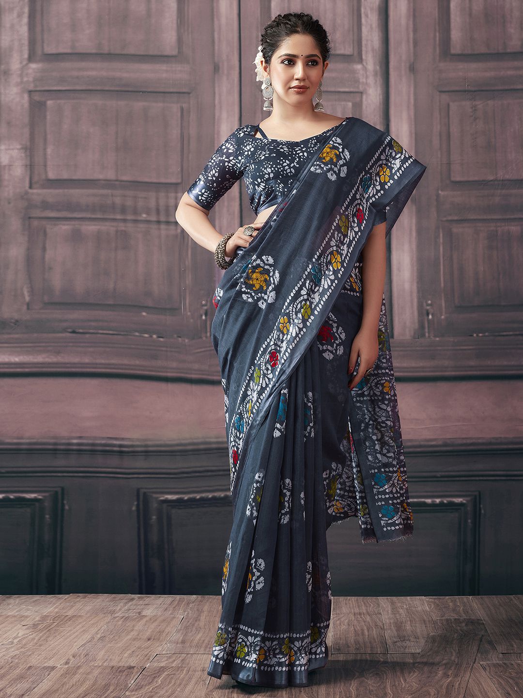 

KALINI Ethnic Motifs Printed Saree, Grey