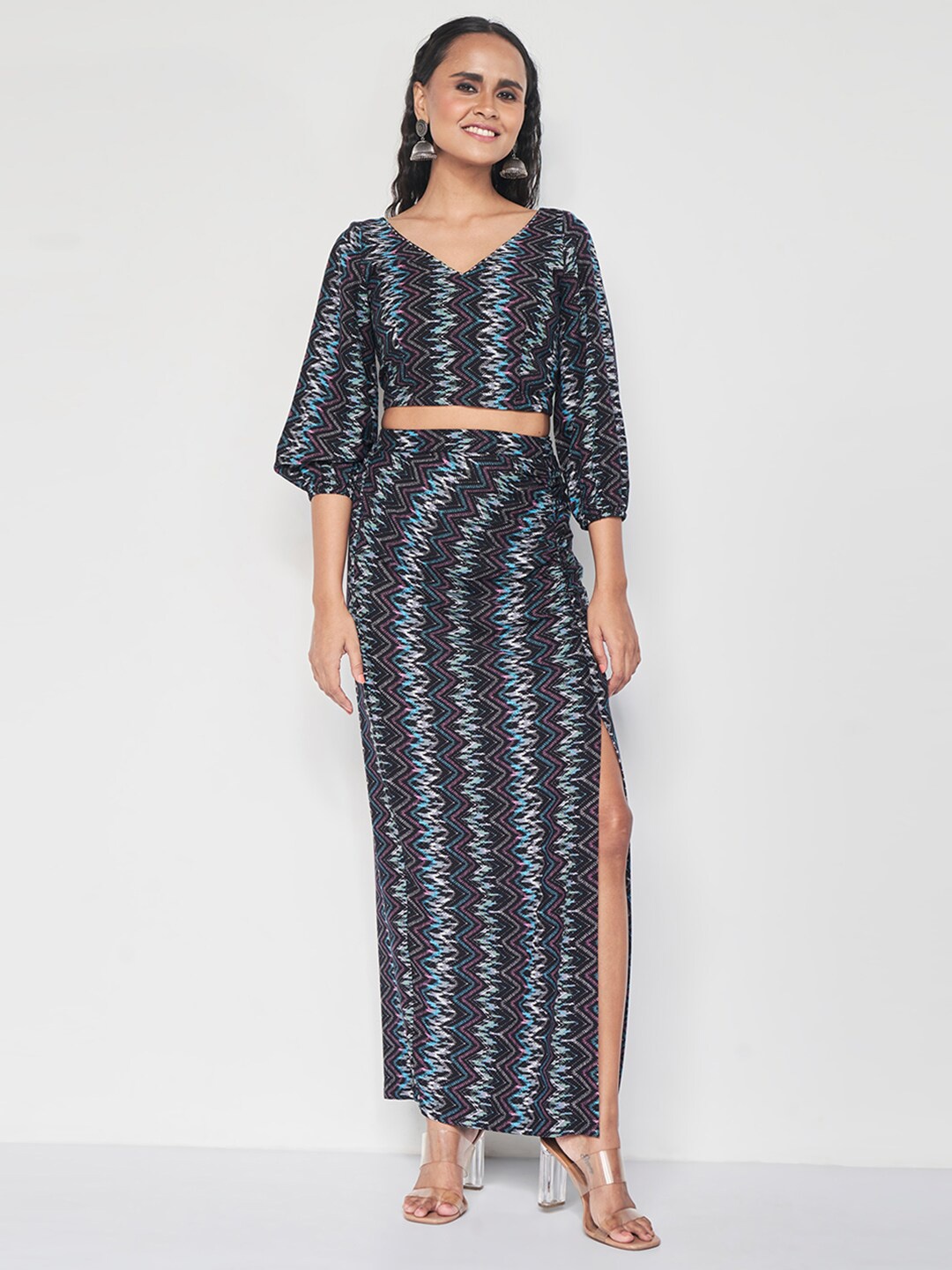 

Global Desi Geometric Printed Puff Sleeves Crop Top With Skirt, Black
