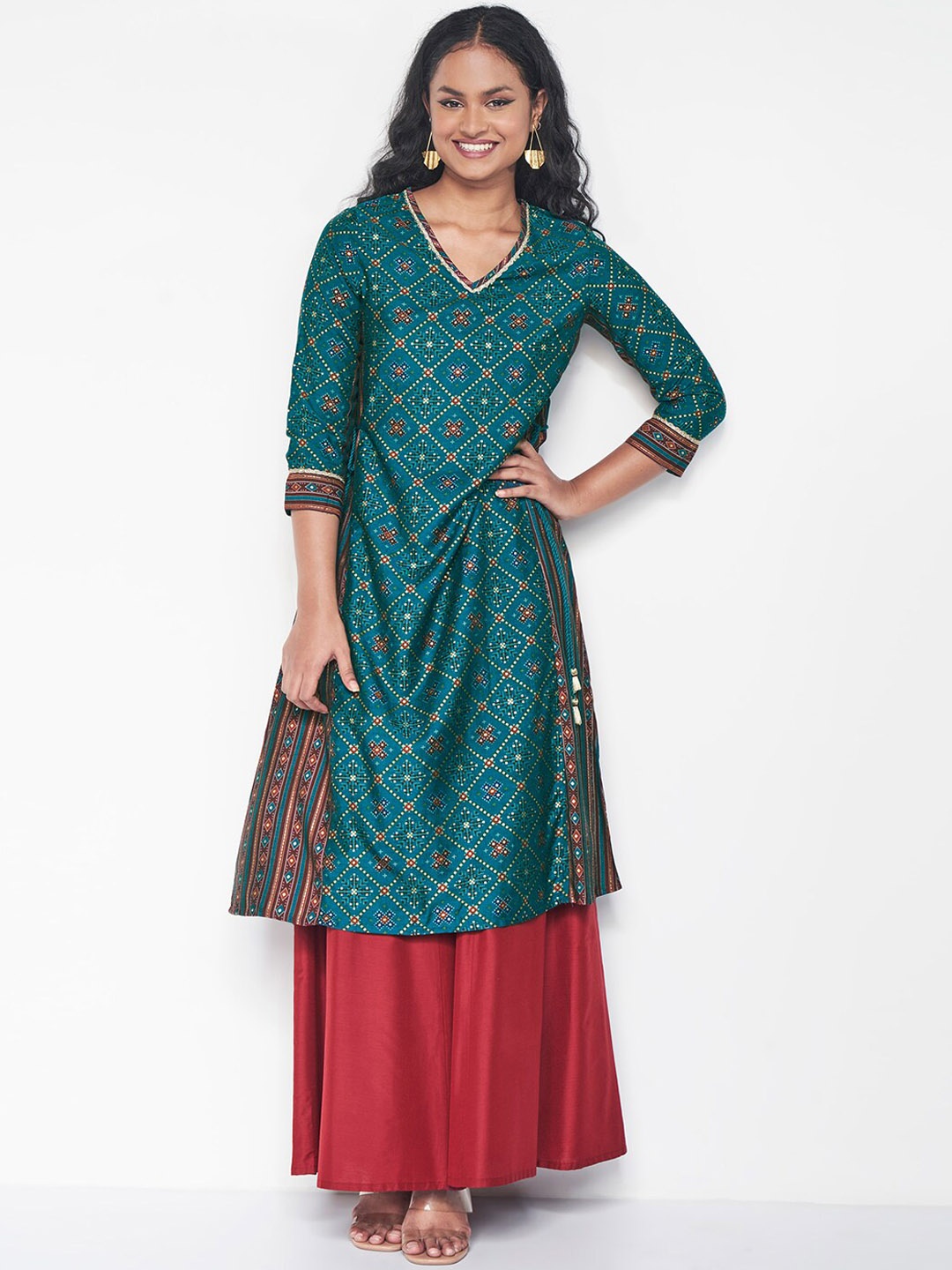 

Global Desi Geometric Printed Kurta, Teal