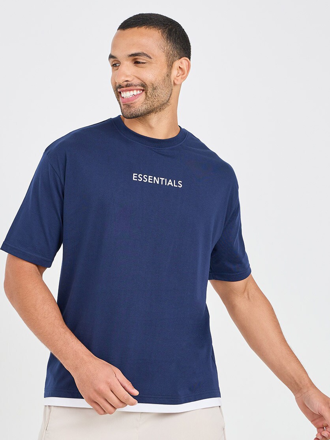 

Styli Men's Navy Blue Chest Print Contrast Hem Oversized T-Shirt