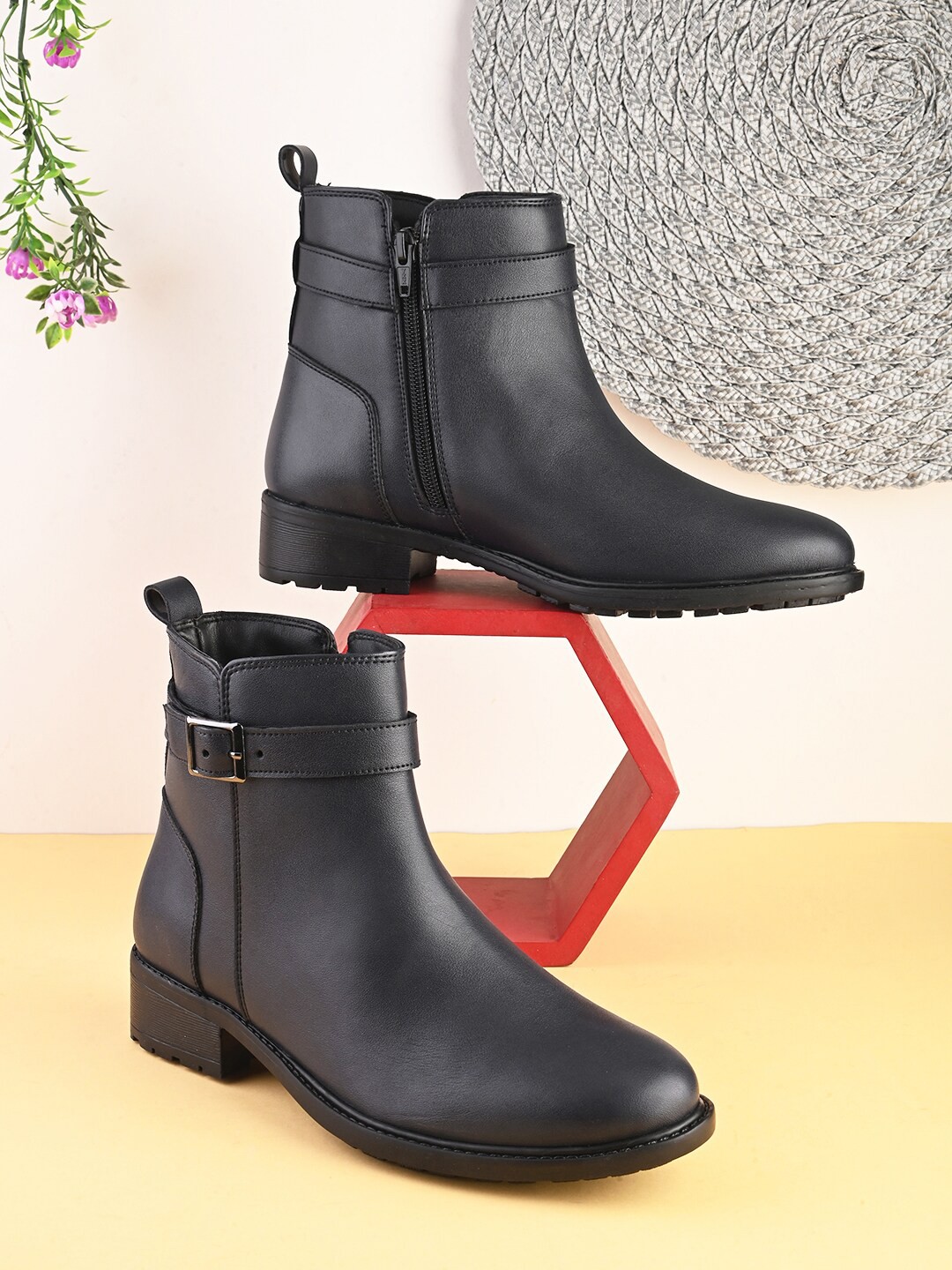 

Pelle Albero Women Chelsea Boots, Black