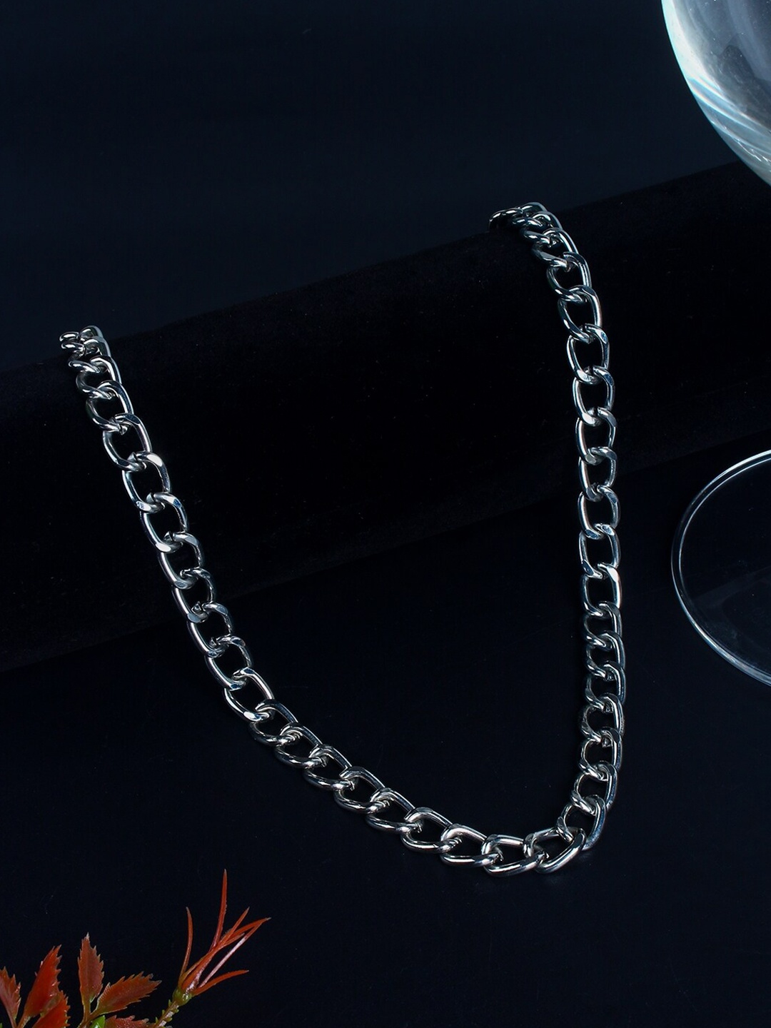 

DressBerry Silver-Plated Minimal Brass Necklace