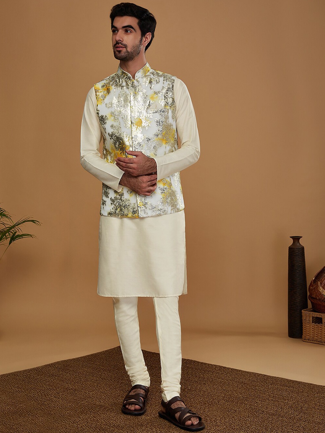 

KISAH Mandarin Collar Long Sleeves Regular Kurta with Churidar With Nehru jacket, Off white