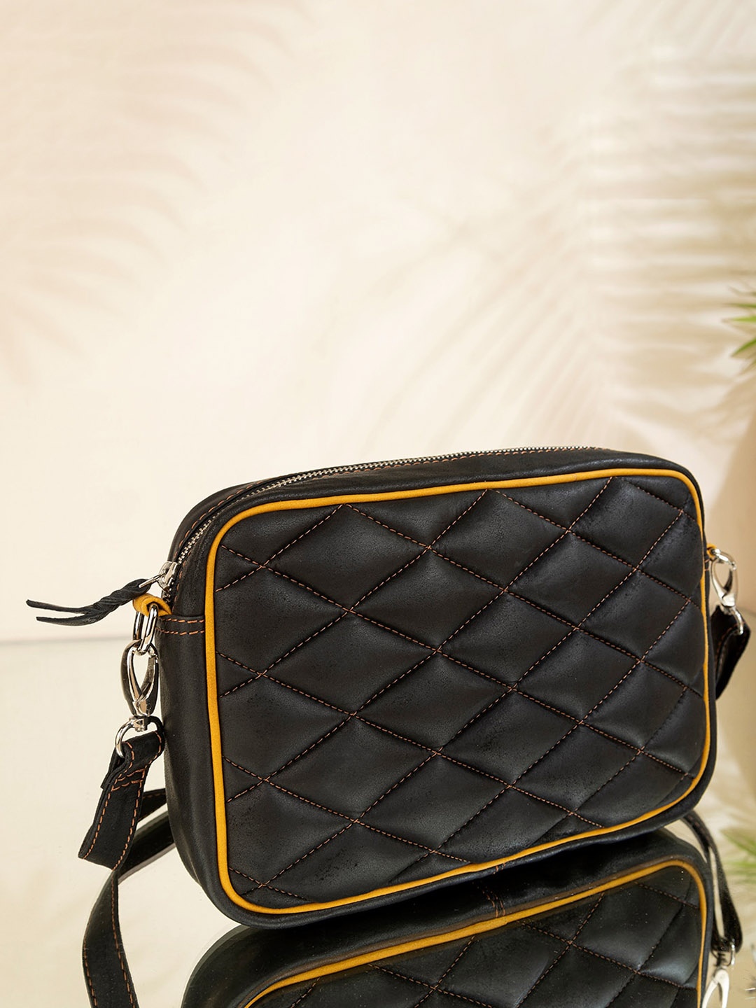 

Abelardo De Moda Quilted Detailed Leather Structured Sling Bag, Black
