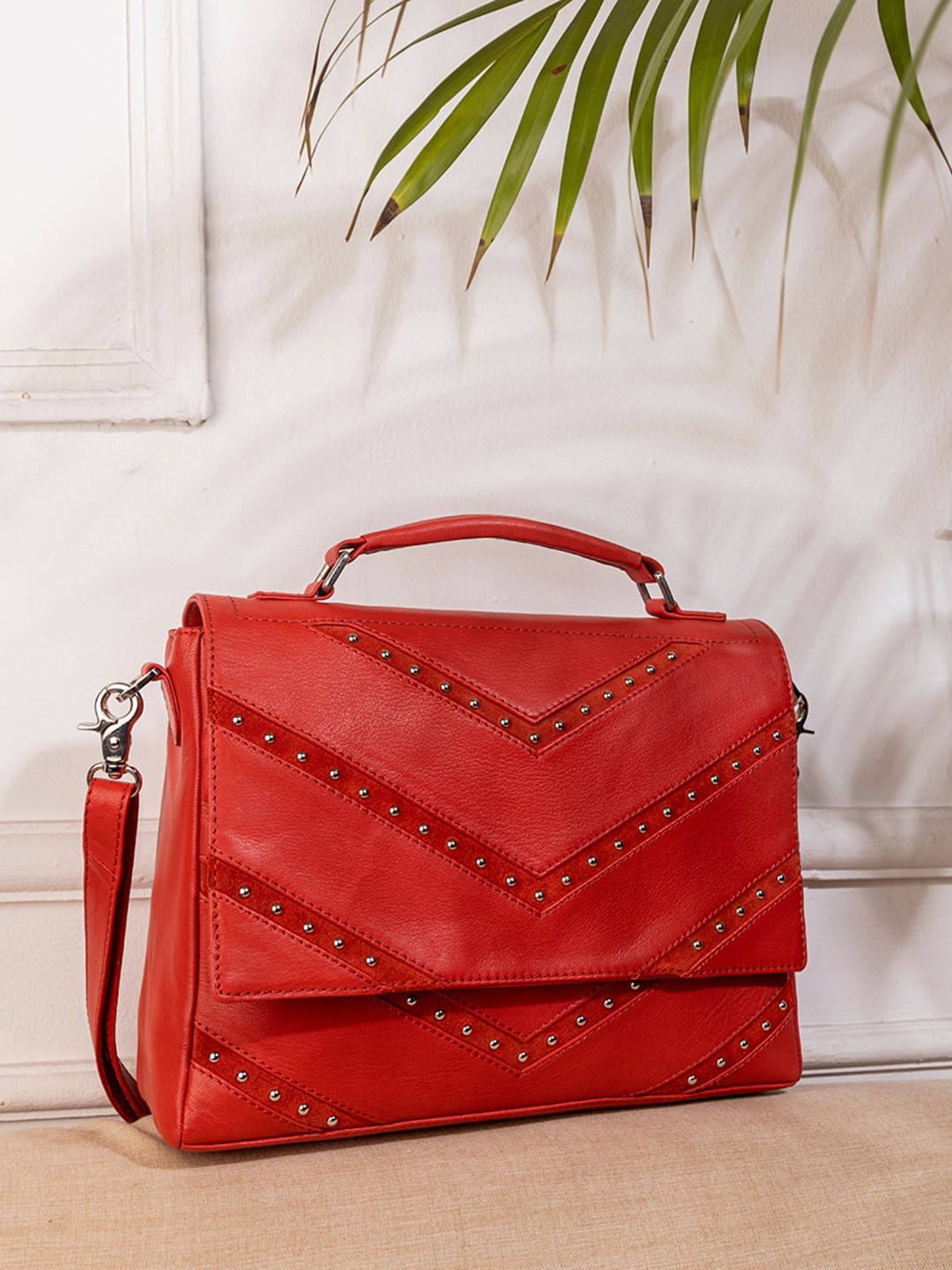 

Abelardo De Moda Leather Bucket Sling Bag with Quilted, Red