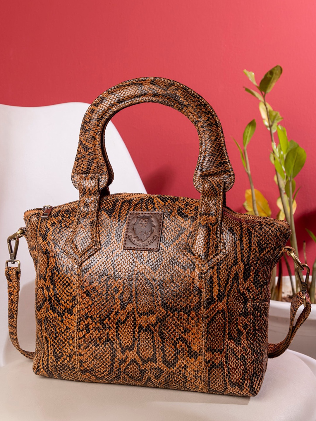 

Abelardo De Moda Textured Leather Structured Handheld Bag, Brown