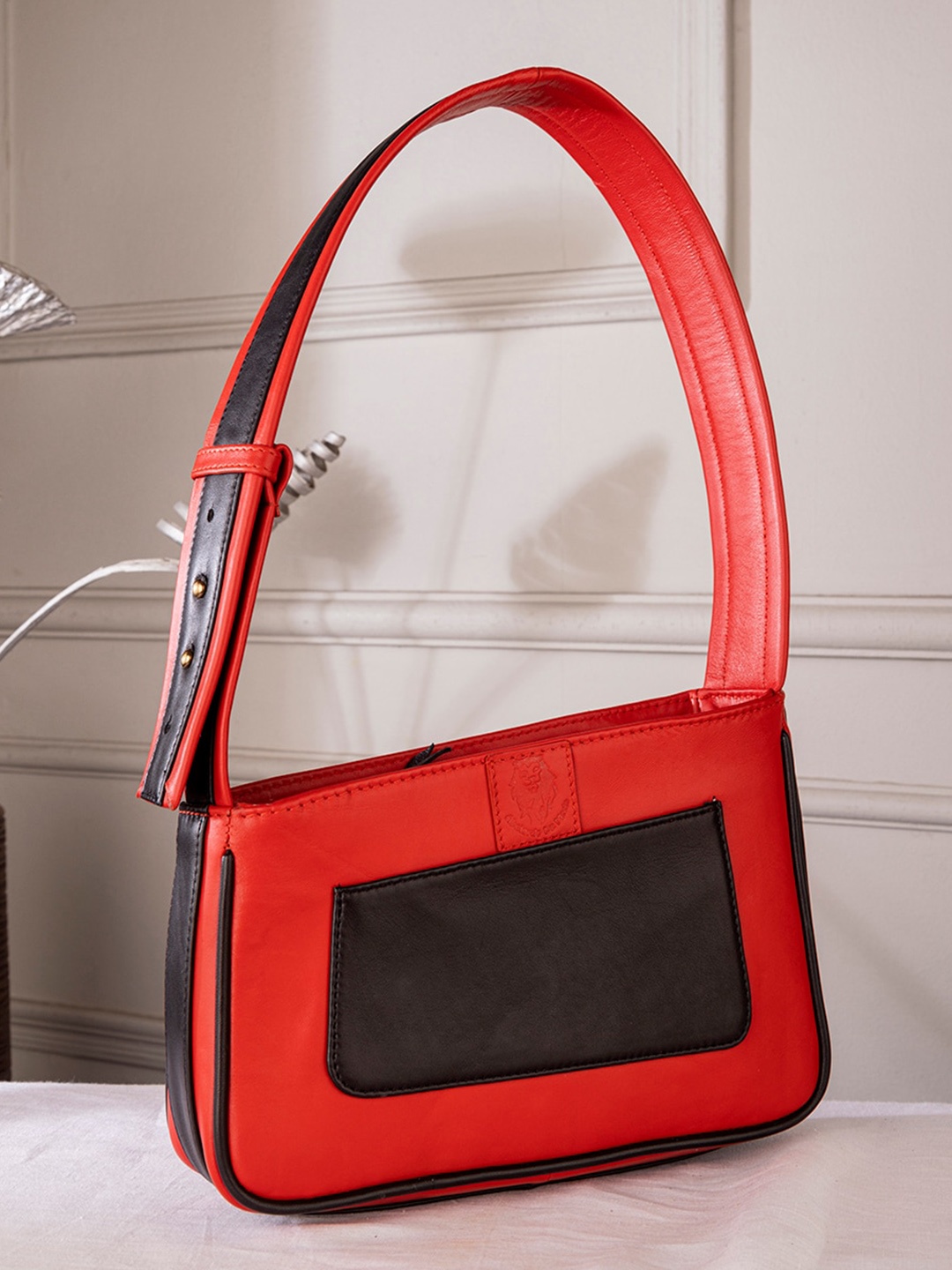 

Abelardo De Moda Colourblocked Leather Structured Shoulder Bag, Red