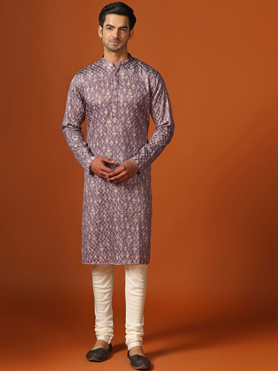 

KISAH Men Ethnic Motifs Embroidered Regular Kurta with Churidar, Mauve