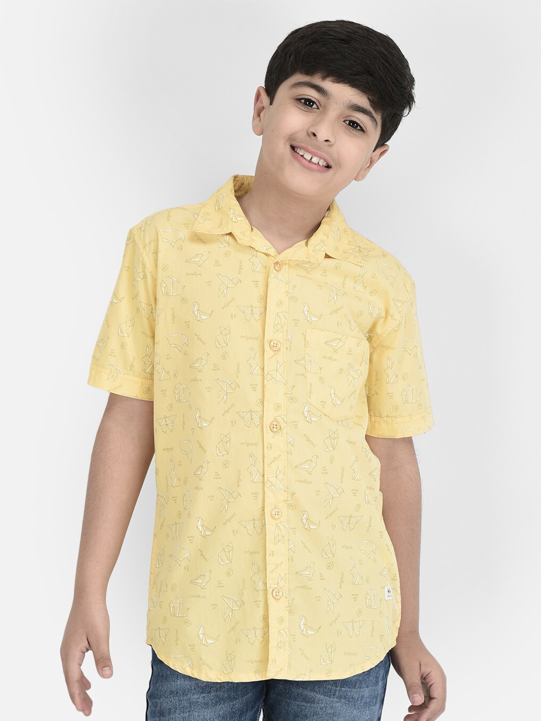 

Crimsoune Club Boys Classic Slim Fit Conversational Printed Pure Cotton Casual Shirt, Yellow