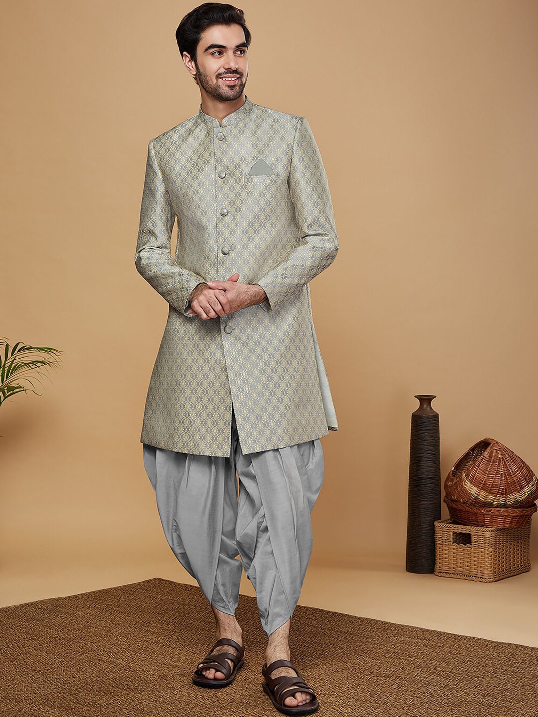 

KISAH Men Self-Design Mandarin Collar Kurta Indowestern Sherwani Dhoti Set, Grey