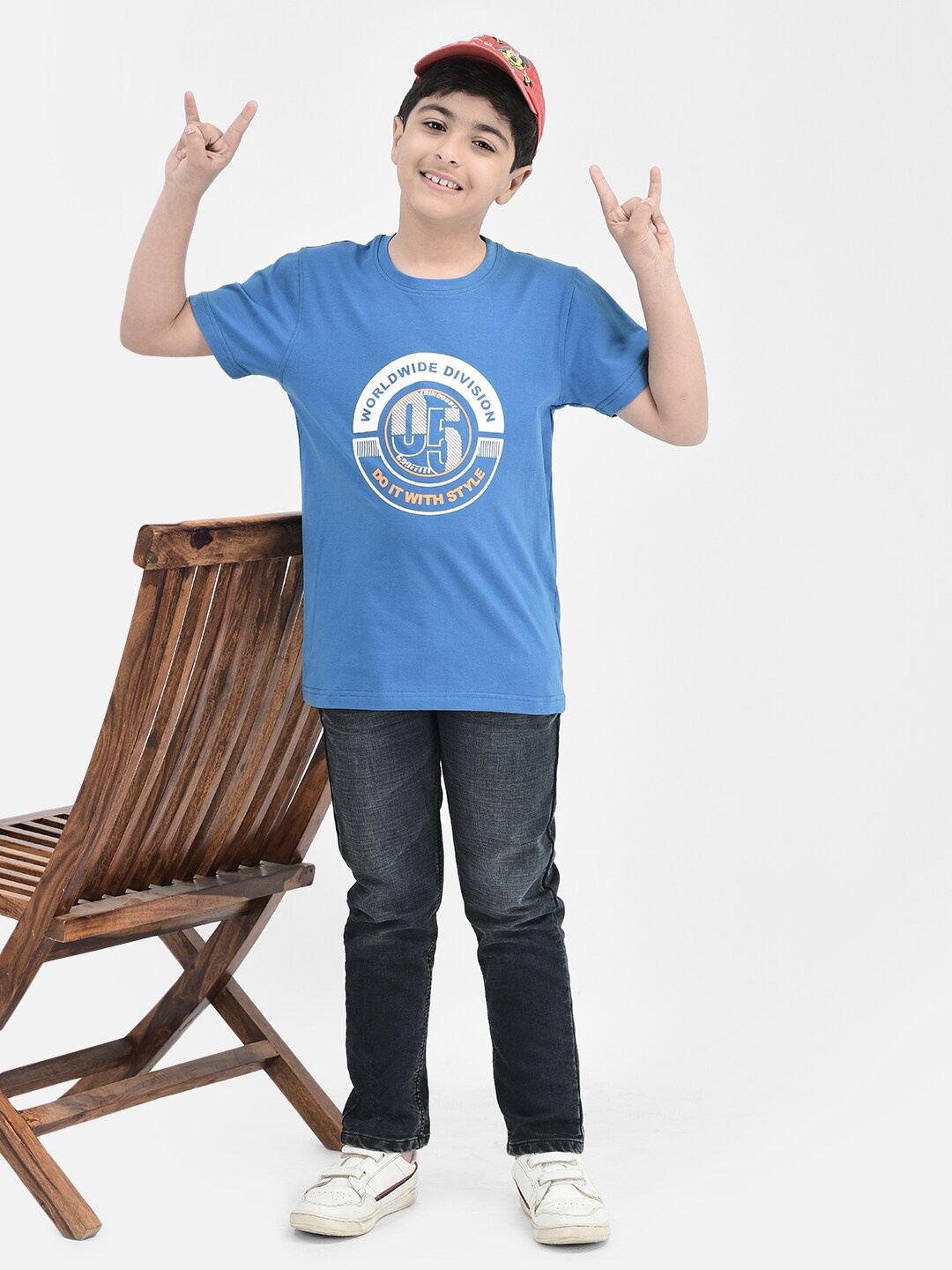 

Crimsoune Club Boys Typography Printed Slim Fit T-shirt, Blue