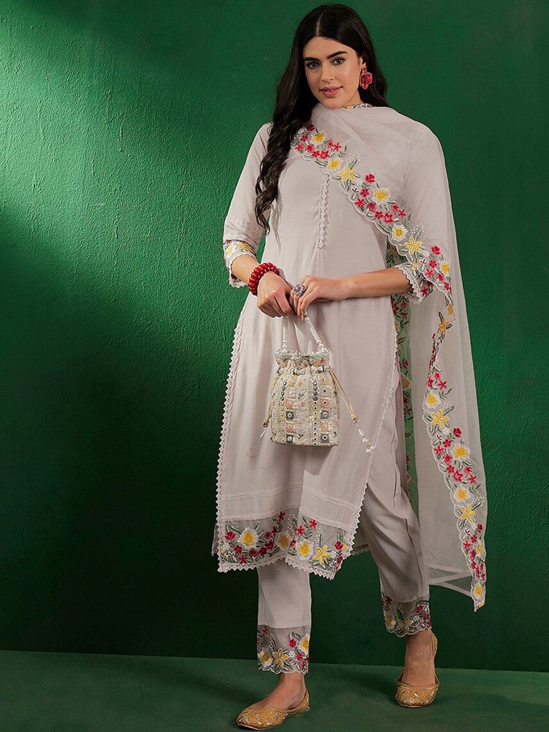 

Sangria Floral Embroidered Regular Kurta With Trousers & With Dupatta, Cream