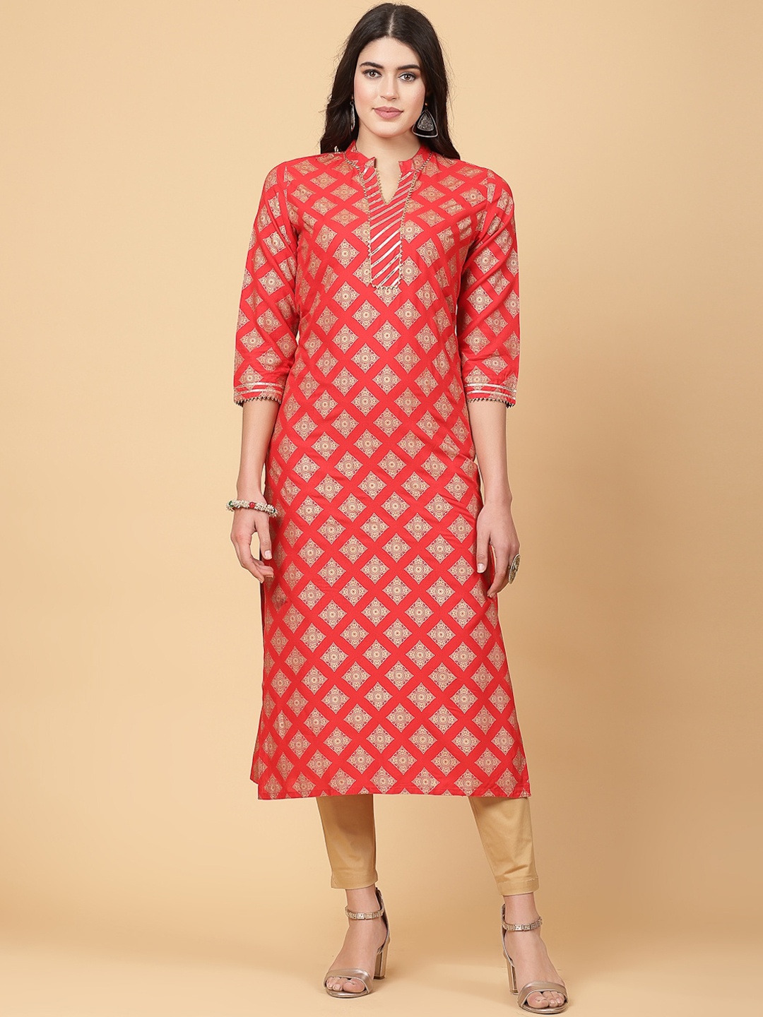 

Pistaa Foil Print Mandarin Collar Gotta Patti Straight Kurta, Red