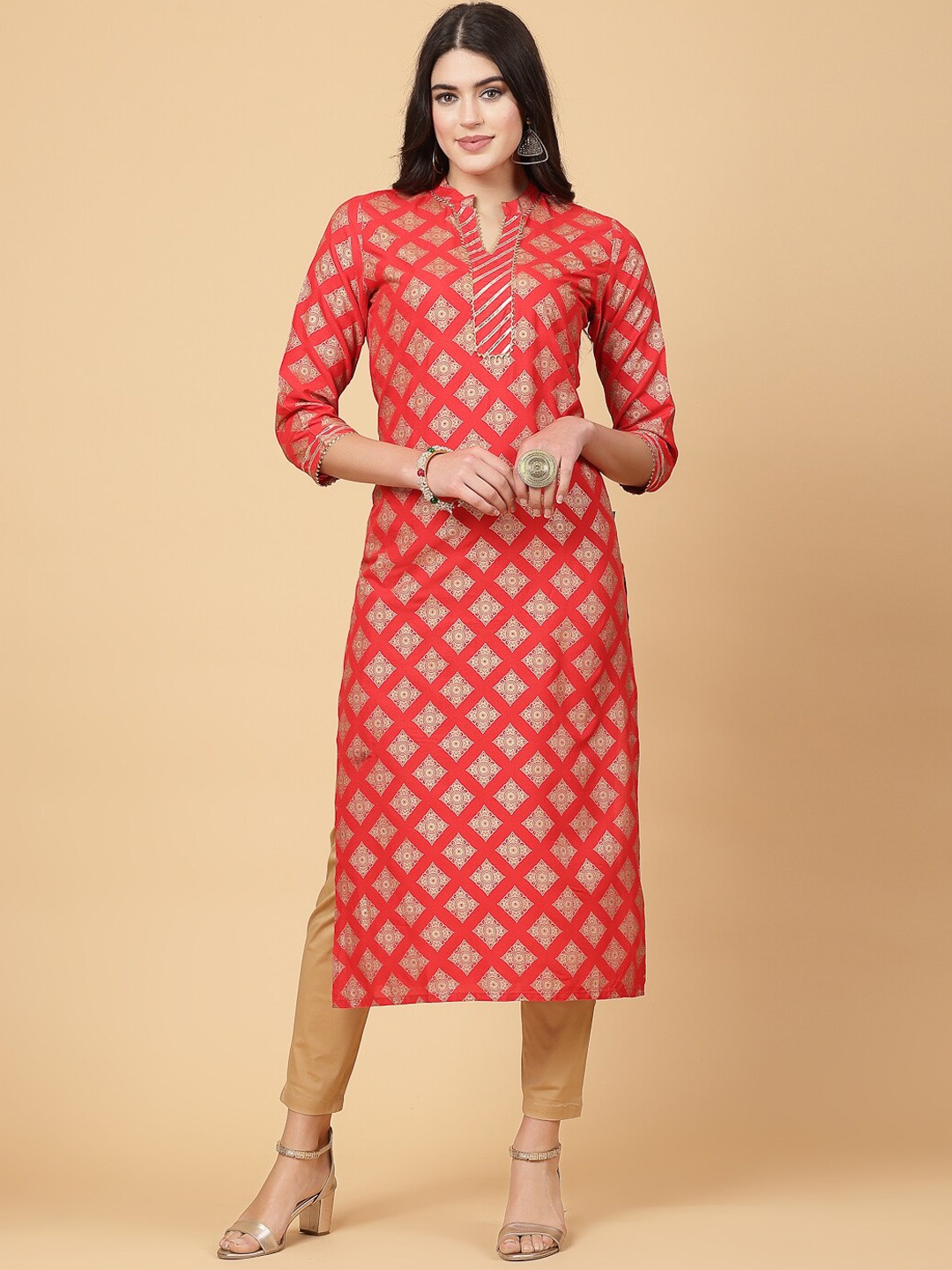 

Pistaa Ethnic Motifs Printed Band Collar Kurta, Red