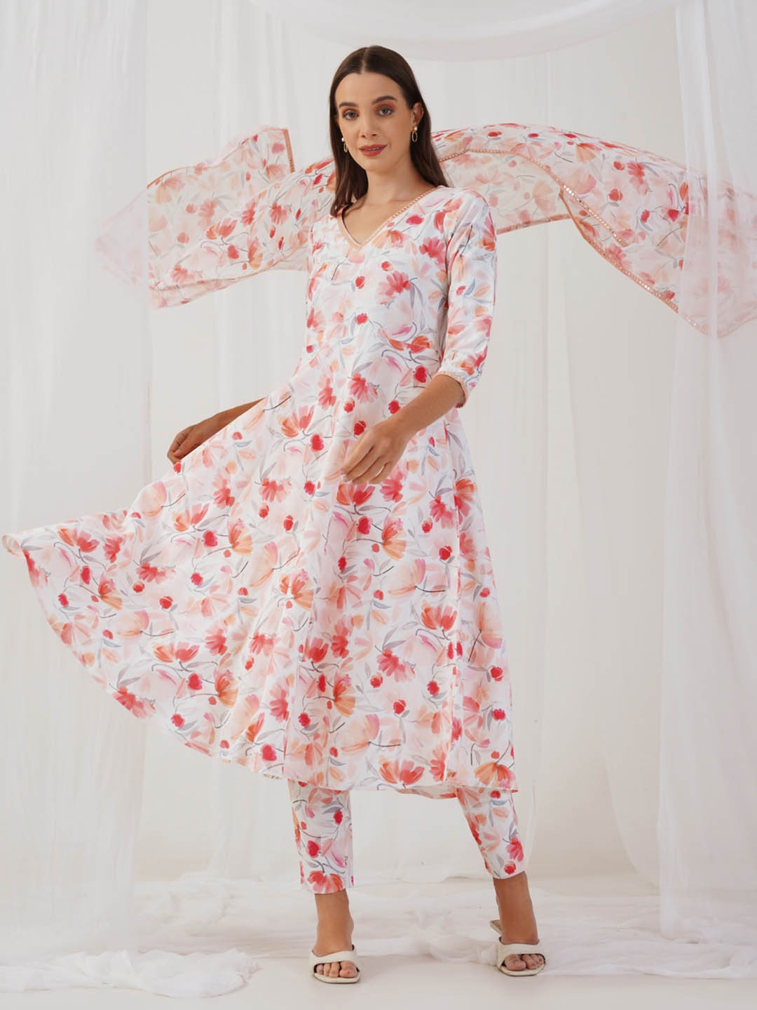 

Jompers Floral Printed Mirror Work Linen Kurta with Trousers & Dupatta, White