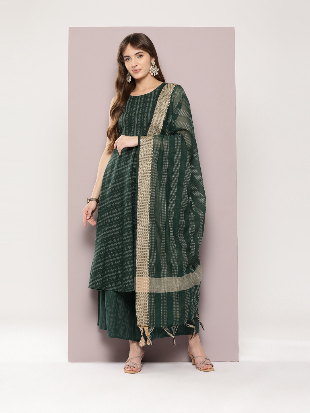 

Jompers Printed Kurta with Palazzos & With Dupatta, Olive