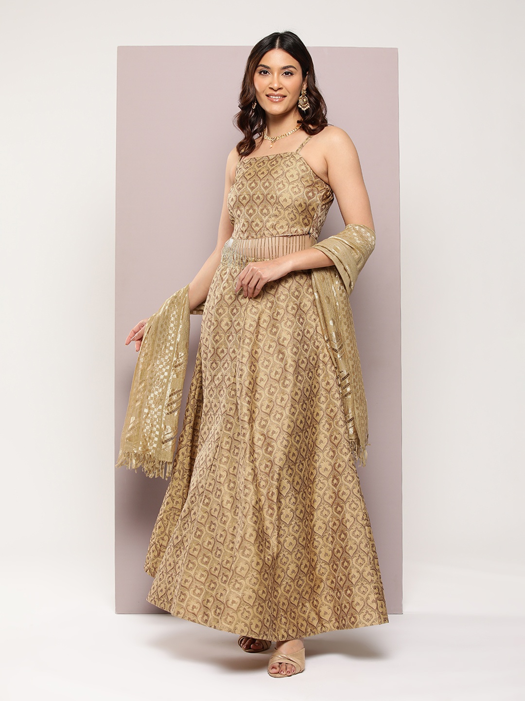 

Jompers Embellished Ready to Wear Lehenga & Blouse With Dupatta, Gold