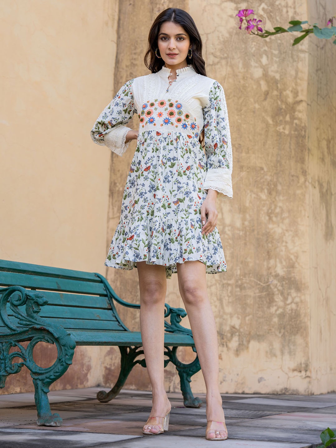 

FASHION DWAR Floral Embroidered Pure Cotton A-Line Dress, Green