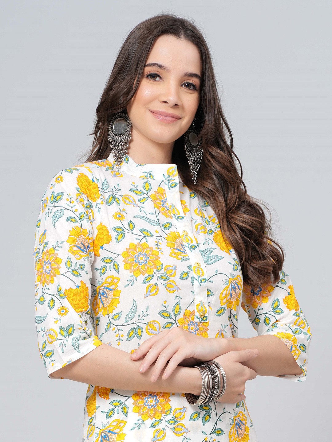 

JAHIDA COMFORT WITH STYLE Floral Printed Regular Pure Cotton Kurta with Trousers, White