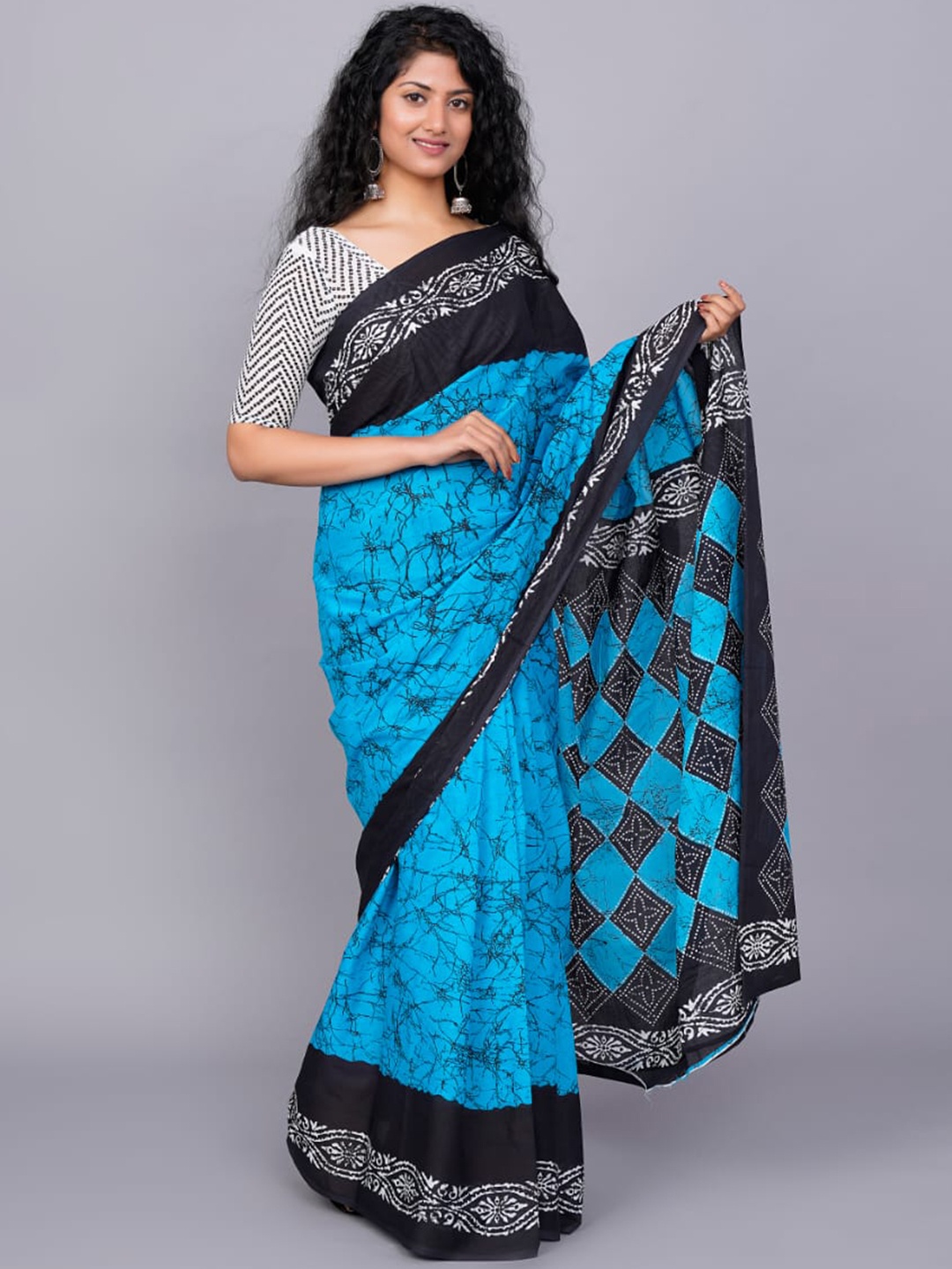 

TROPWEAR Pure Cotton Block Print Saree, Blue