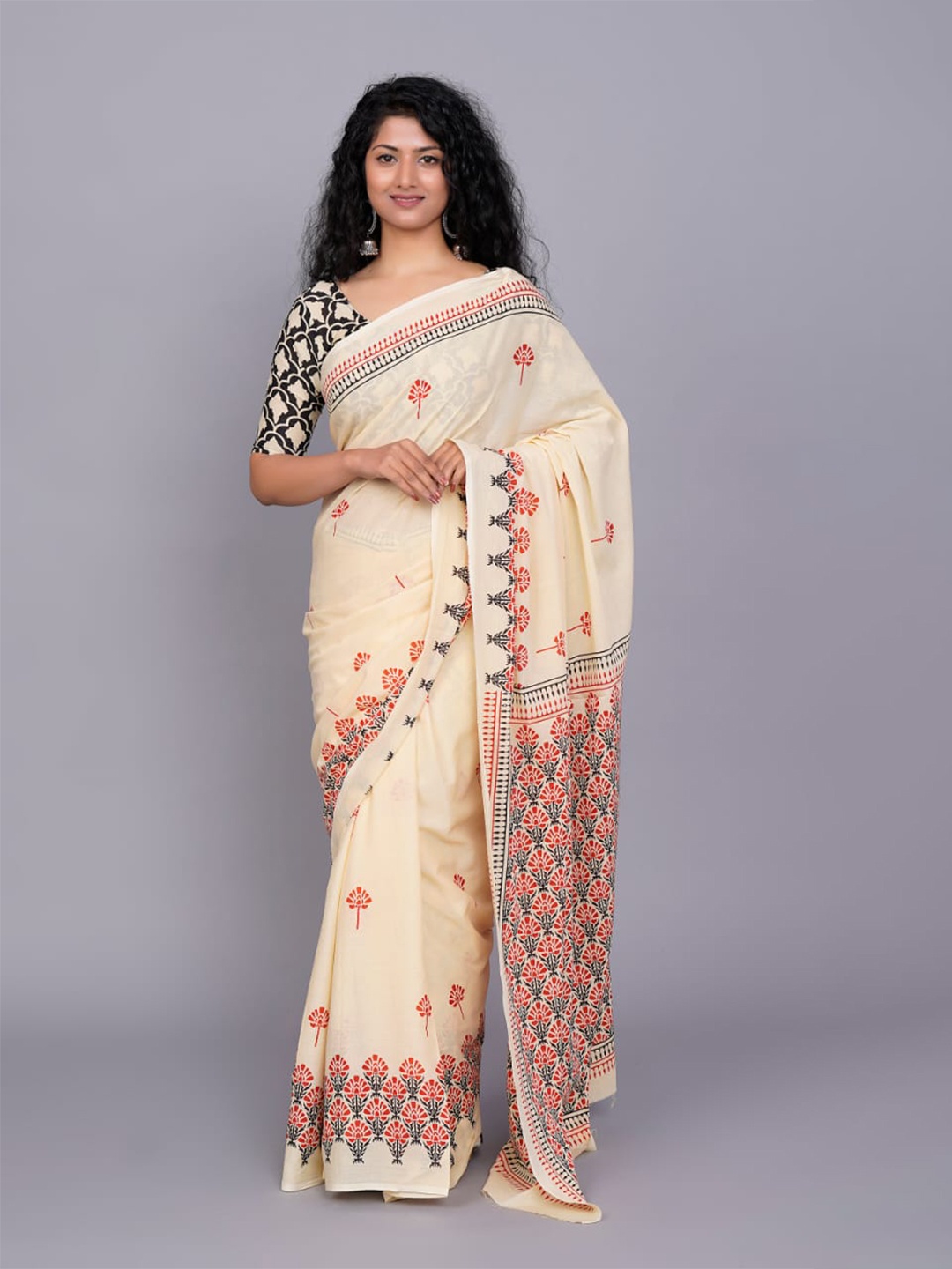 

TROPWEAR Ethnic Motifs Pure Cotton Block Print Saree, Cream