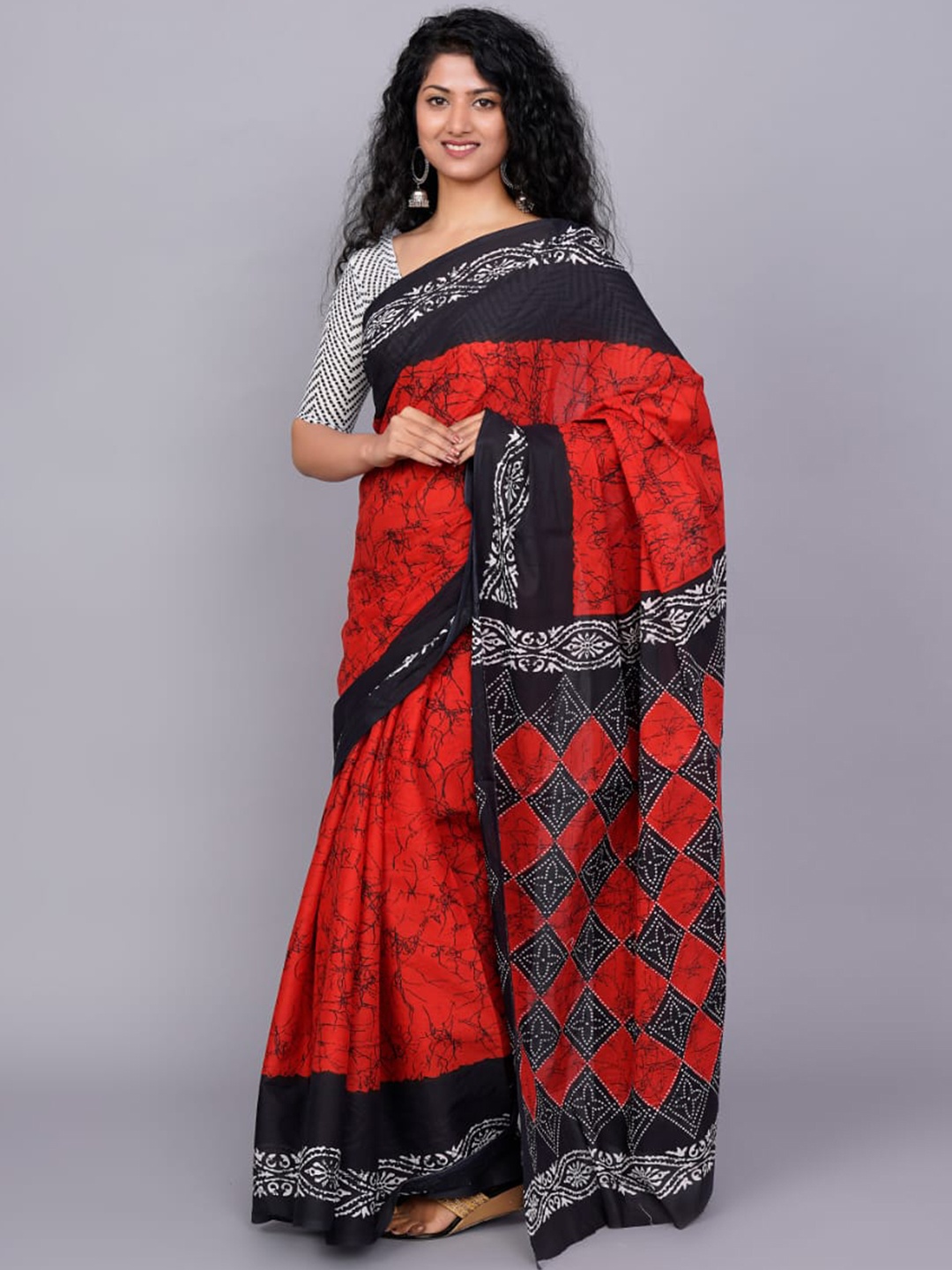 

TROPWEAR Batik Pure Cotton Block Print Saree, Red