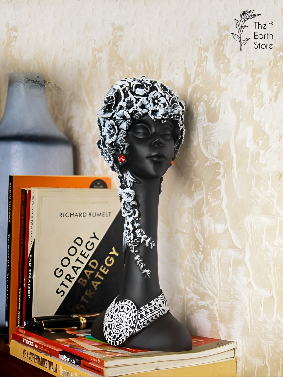 

The Earth Store Black Fengshui Figurine Showpiece